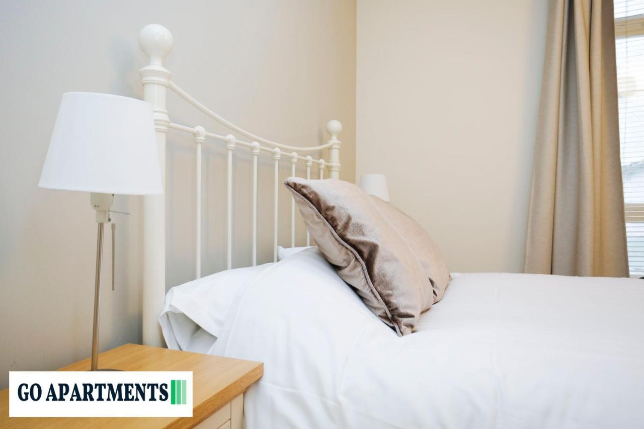 Large 2 Bed Edinburgh City Centre Apartment - Free Parking — Photos 3